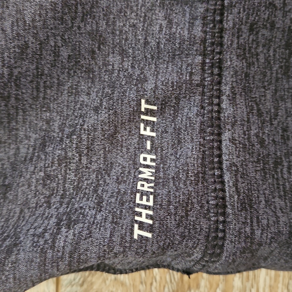 Nike Womens Thermafit Hoodie - Picture 5 of 8